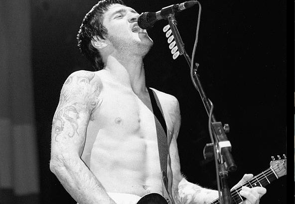 Red Hot Chili Peppers Anuncia El Regreso De John Frusciante 7741